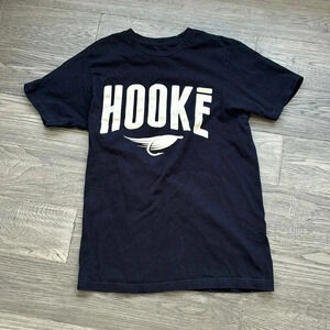 🔥Hooke🔥 | Black  t-shirt with name brand on it and fishing hook